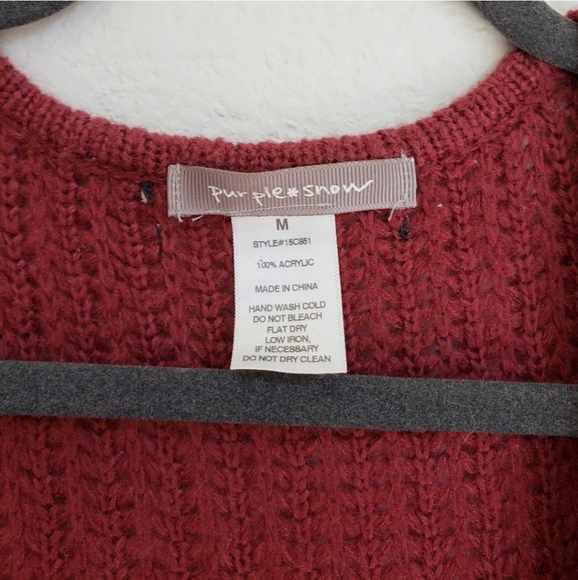 Purple Snow | Knitted Cardigan - Picture 2 of 5